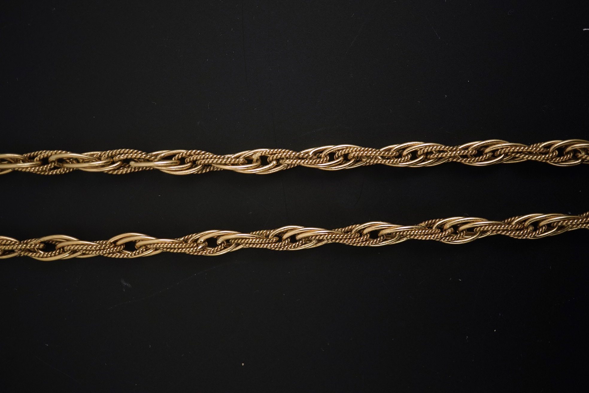 A modern 9ct gold multi oval link interwoven necklace